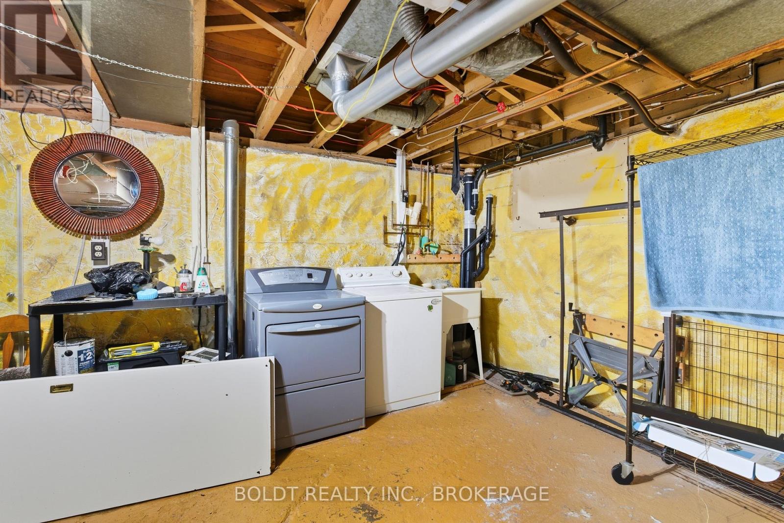 26 Currie Street, St. Catharines, Ontario  L2M 5M6 - Photo 37 - X12487371