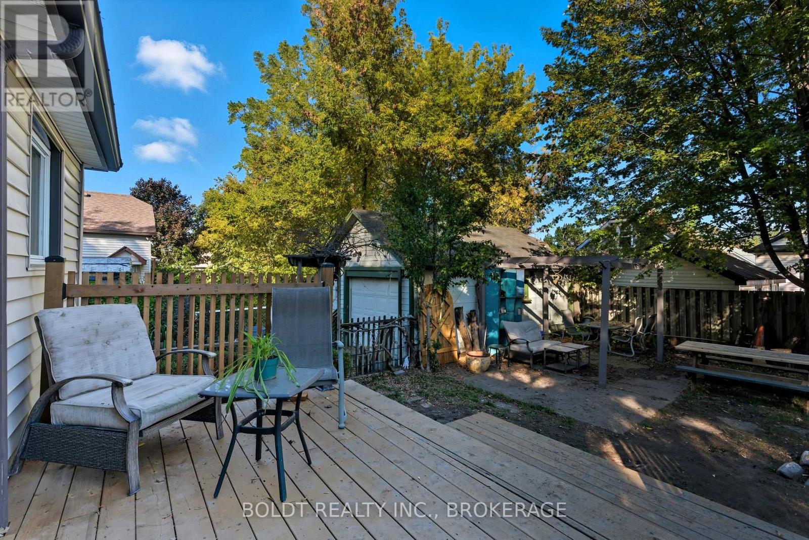 26 Currie Street, St. Catharines, Ontario  L2M 5M6 - Photo 41 - X12487371