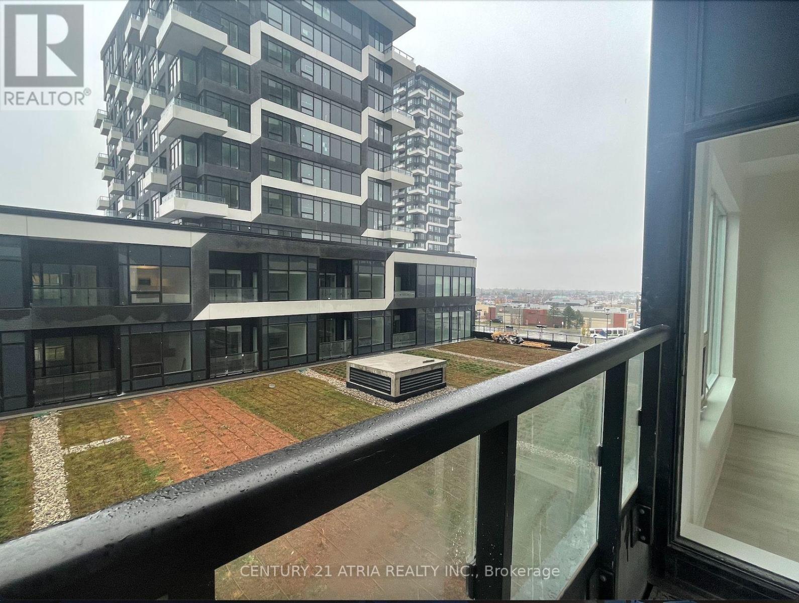 463 - 2481 Taunton Road, Oakville (Ro River Oaks), Ontario  L6H 3R7 - Photo 2 - W12487159