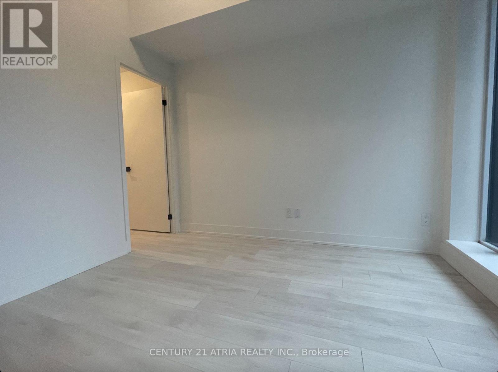 463 - 2481 Taunton Road, Oakville (Ro River Oaks), Ontario  L6H 3R7 - Photo 8 - W12487159