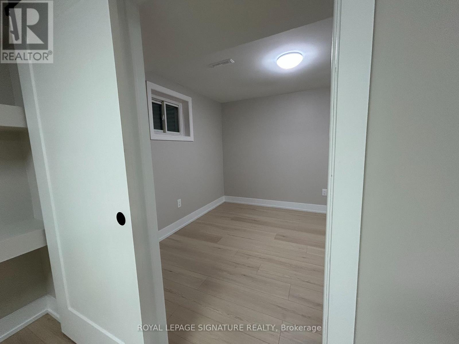 467 Fendalton Street, Mississauga (Cooksville), Ontario  L5B 2L8 - Photo 15 - W12487170