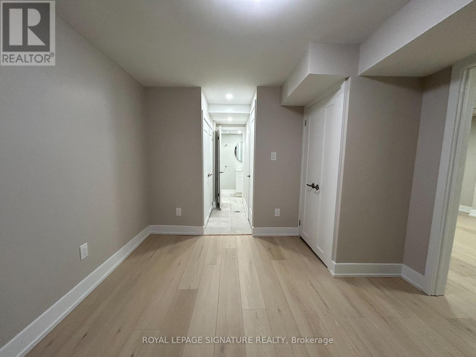 467 Fendalton Street, Mississauga (Cooksville), Ontario  L5B 2L8 - Photo 19 - W12487170