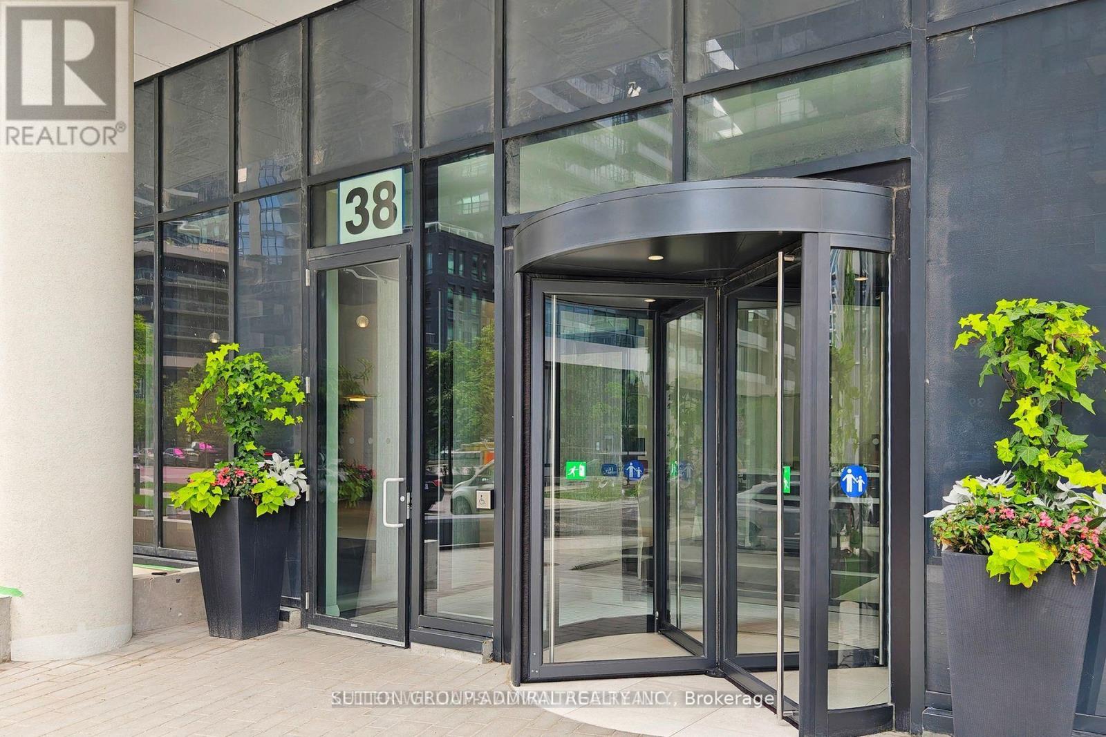 4506 - 38 Annie Craig Drive, Toronto, Ontario  M8V 0G9 - Photo 2 - W12487196