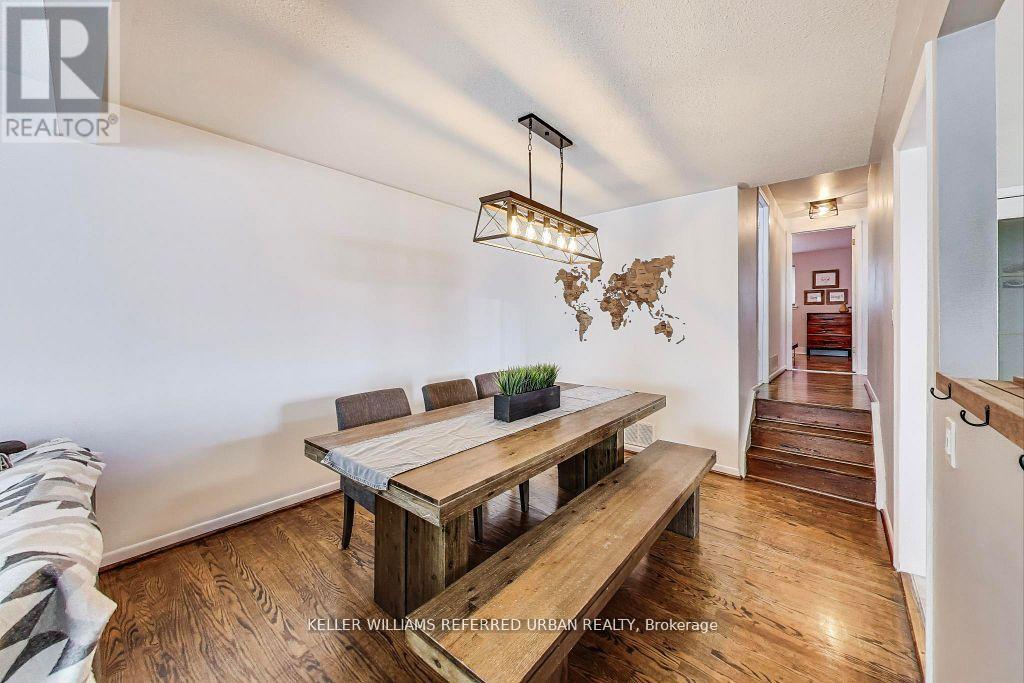 116 Fallingdale Crescent, Brampton, Ontario  L6T 3J6 - Photo 8 - W12487206