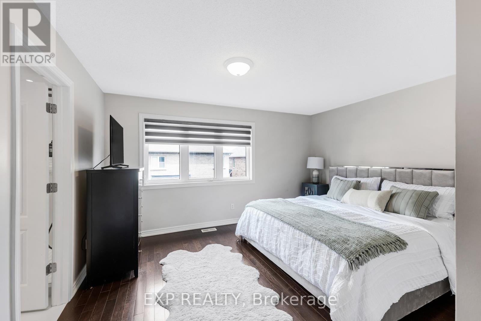 413 Sunny Meadow Boulevard, Brampton (Sandringham-Wellington), Ontario  L6R 0L6 - Photo 21 - W12487224