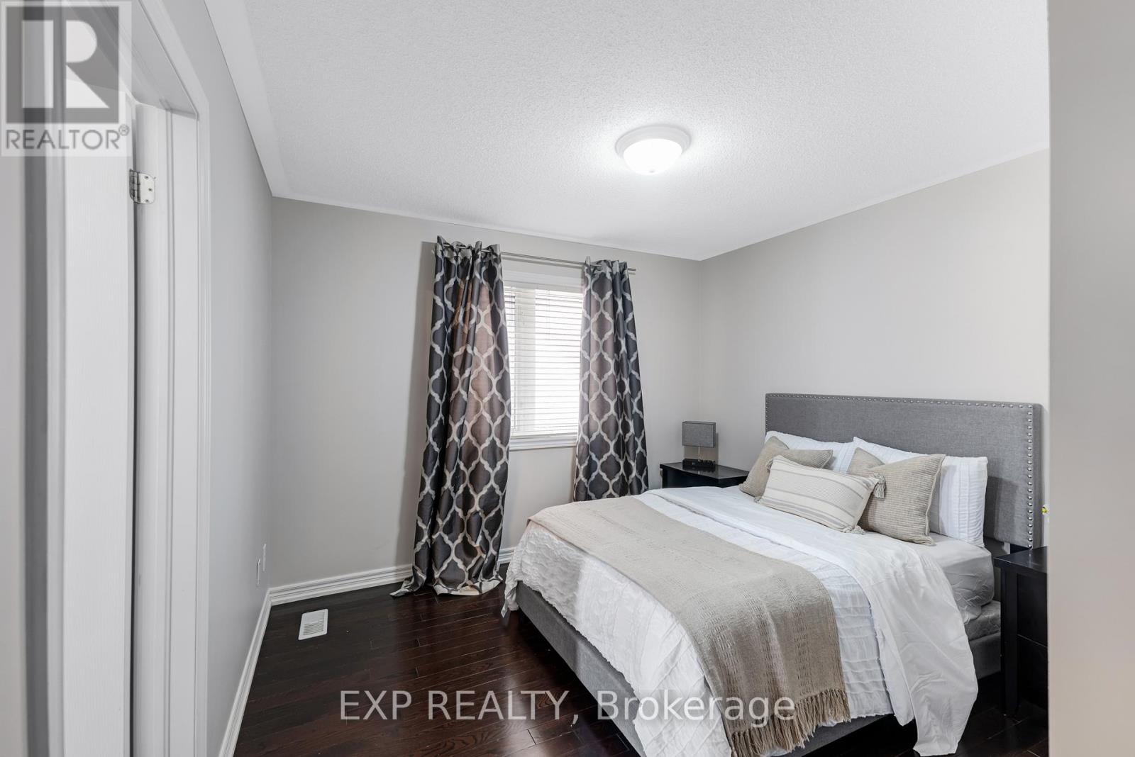 413 Sunny Meadow Boulevard, Brampton (Sandringham-Wellington), Ontario  L6R 0L6 - Photo 27 - W12487224