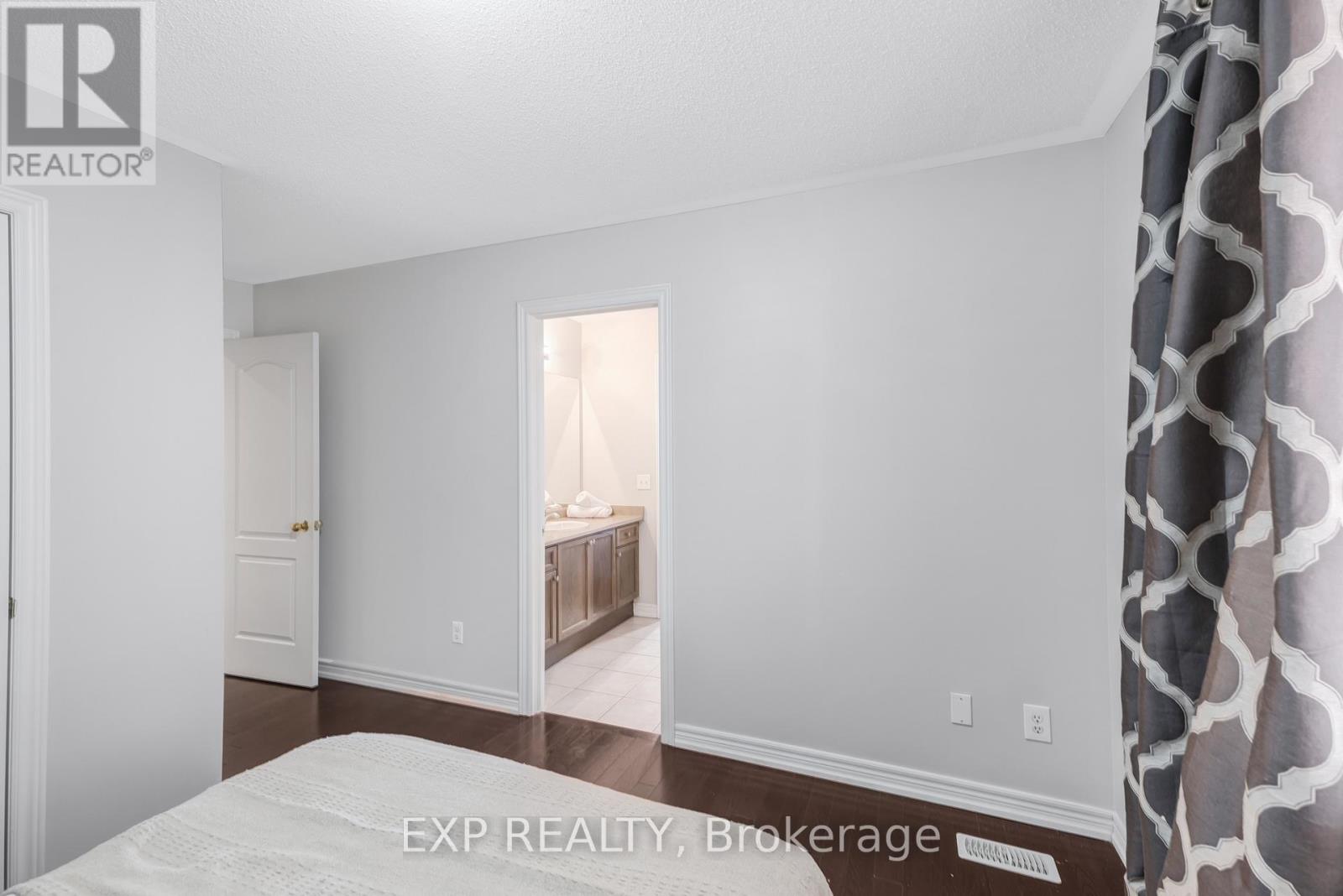 413 Sunny Meadow Boulevard, Brampton (Sandringham-Wellington), Ontario  L6R 0L6 - Photo 28 - W12487224