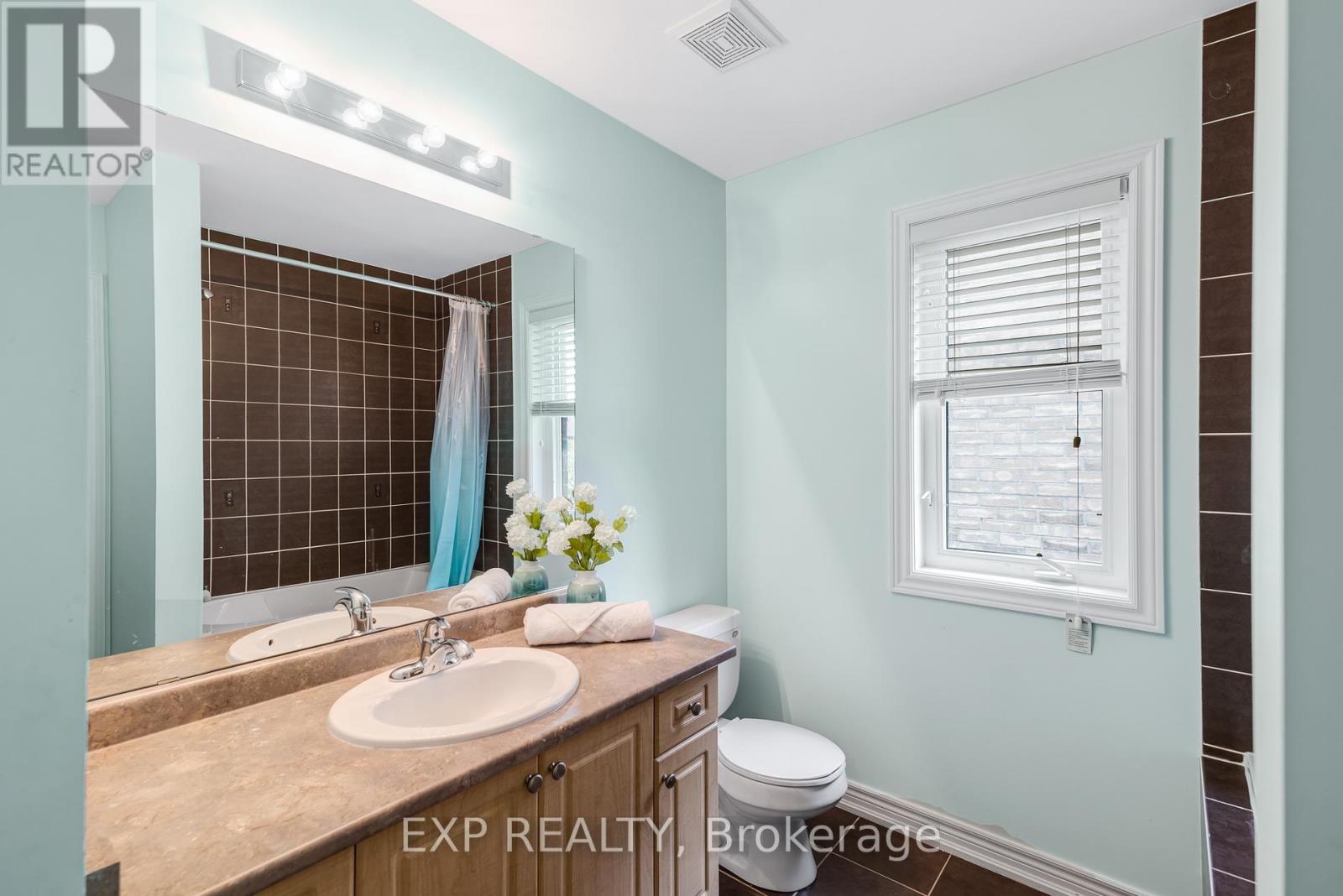 413 Sunny Meadow Boulevard, Brampton (Sandringham-Wellington), Ontario  L6R 0L6 - Photo 35 - W12487224