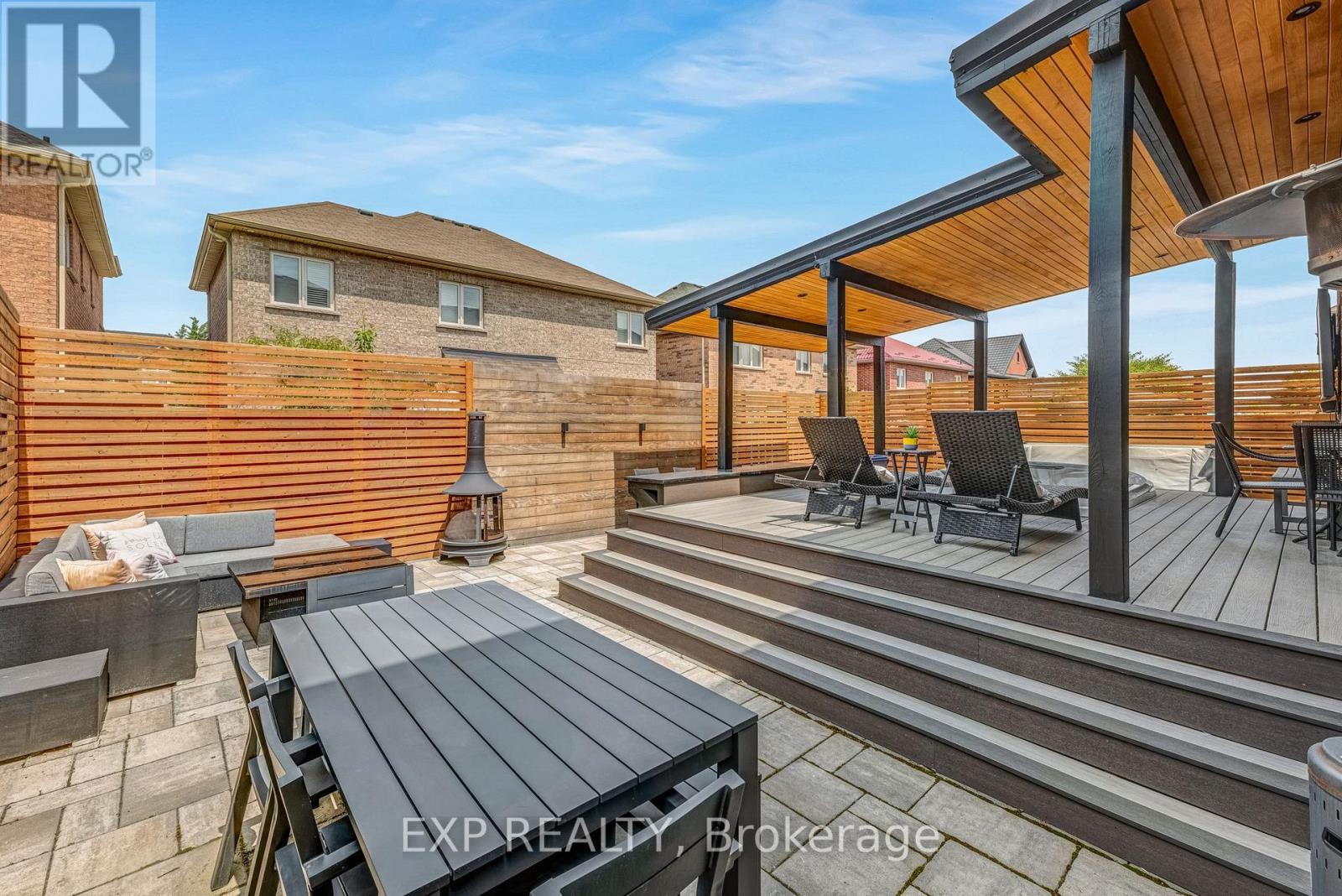 413 Sunny Meadow Boulevard, Brampton (Sandringham-Wellington), Ontario  L6R 0L6 - Photo 42 - W12487224