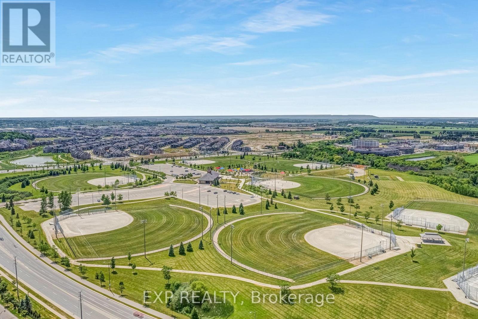 413 Sunny Meadow Boulevard, Brampton (Sandringham-Wellington), Ontario  L6R 0L6 - Photo 49 - W12487224