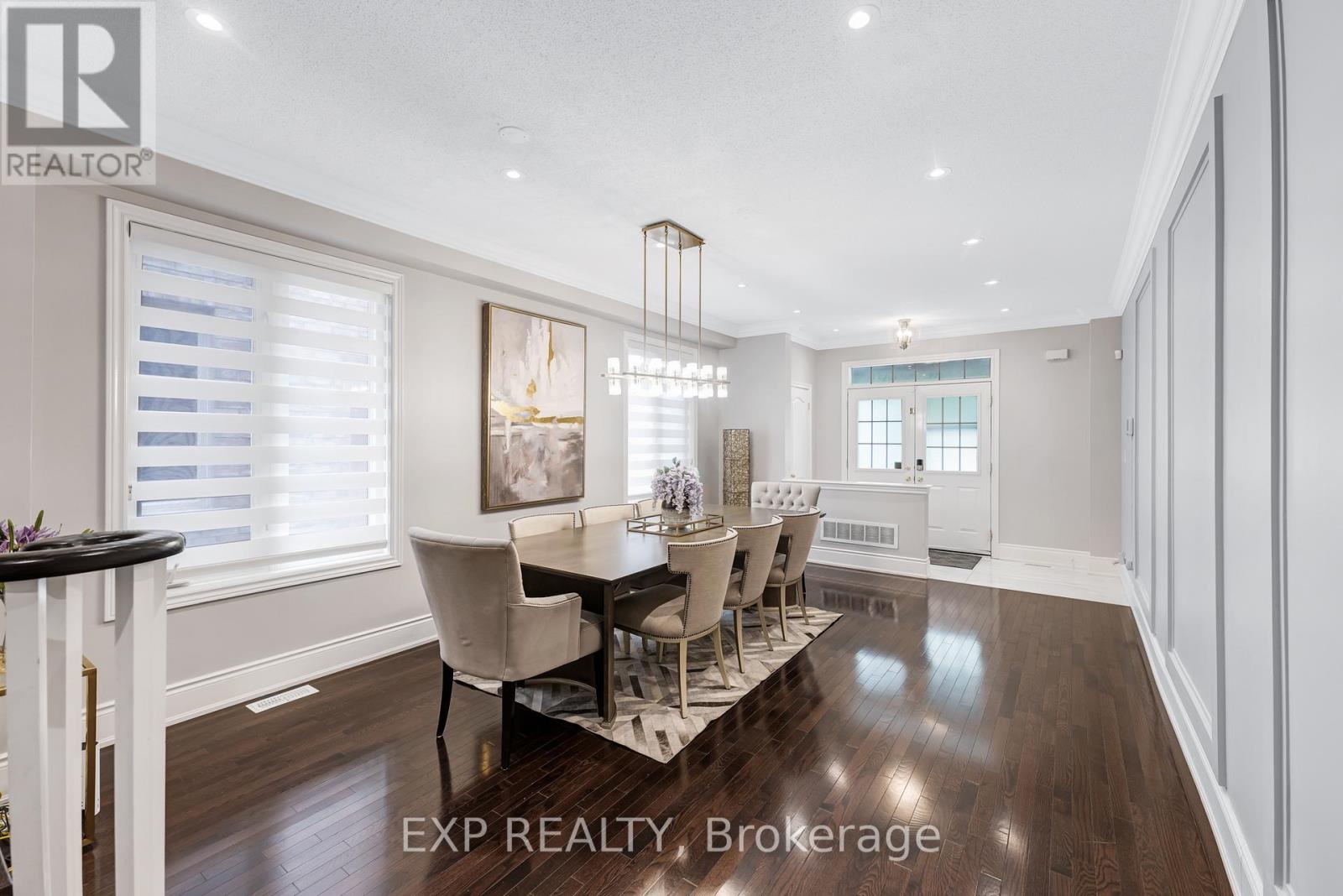 413 Sunny Meadow Boulevard, Brampton (Sandringham-Wellington), Ontario  L6R 0L6 - Photo 5 - W12487224