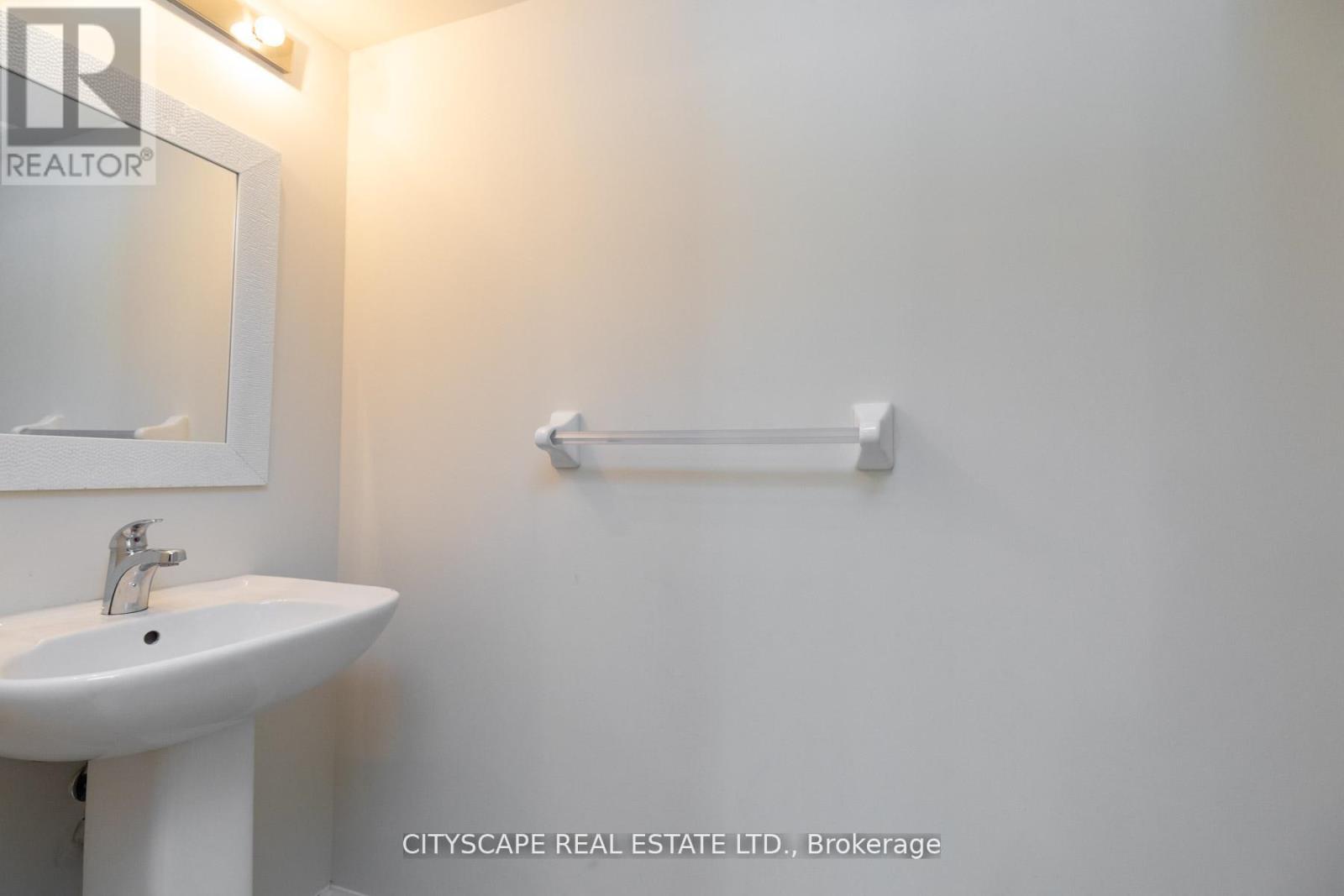 121 - 7 Foundry Avenue, Toronto (Dovercourt-Wallace Emerson-Junction), Ontario  M6H 0B7 - Photo 5 - W12487226