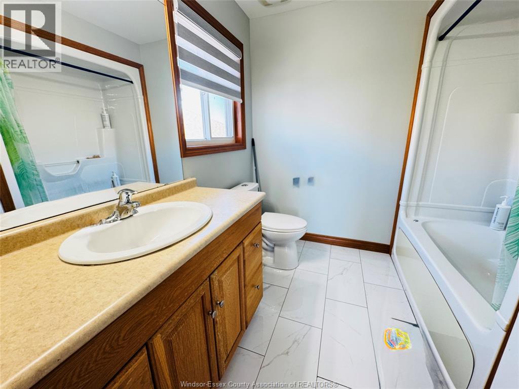 4562 Brunswick Avenue Unit# Upper, Windsor, Ontario  N9G 3G7 - Photo 13 - 25027436