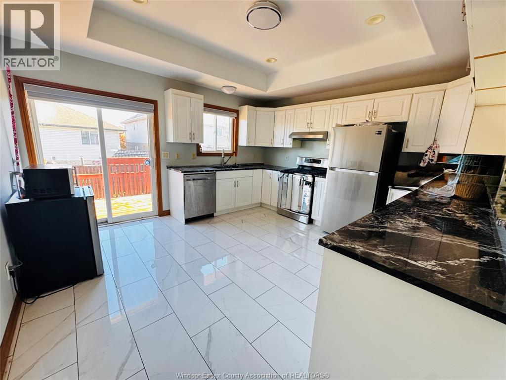 4562 Brunswick Avenue Unit# Upper, Windsor, Ontario  N9G 3G7 - Photo 6 - 25027436