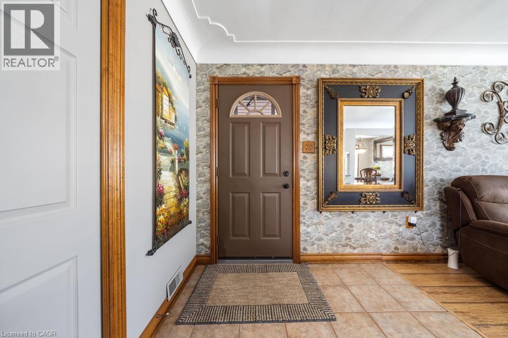 117 Sunrise Drive, Hamilton, Ontario  L8K 4C5 - Photo 3 - 40782534