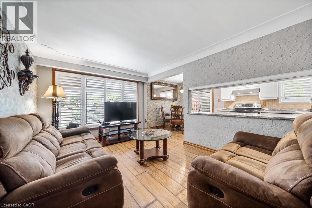 117 Sunrise Drive, Hamilton, Ontario  L8K 4C5 - Photo 5 - 40782534