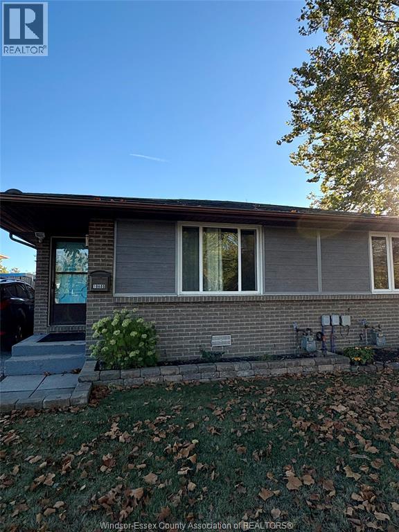 10605 Winslow Road, Windsor, Ontario  N8R 1C4 - Photo 2 - 25027451