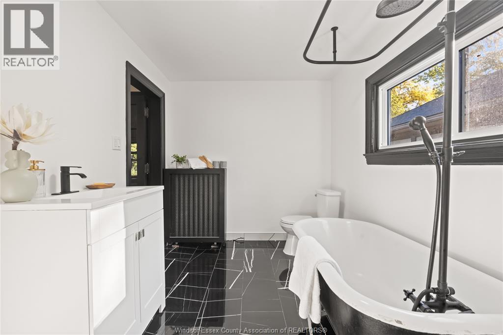 2163 Victoria, Windsor, Ontario  N8X 1P8 - Photo 26 - 25027441