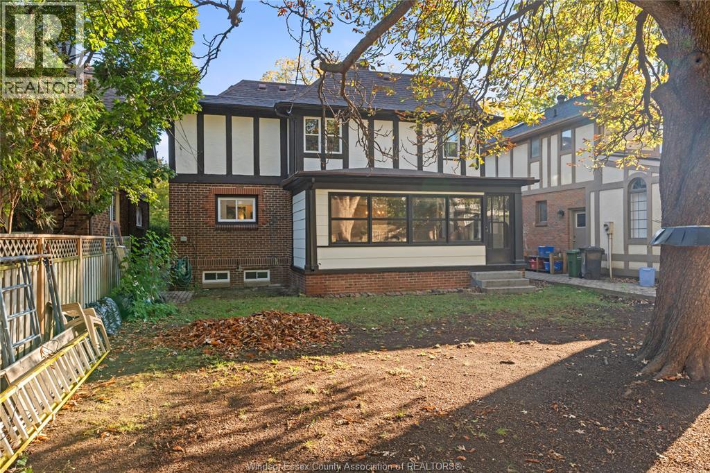 2163 Victoria, Windsor, Ontario  N8X 1P8 - Photo 40 - 25027441
