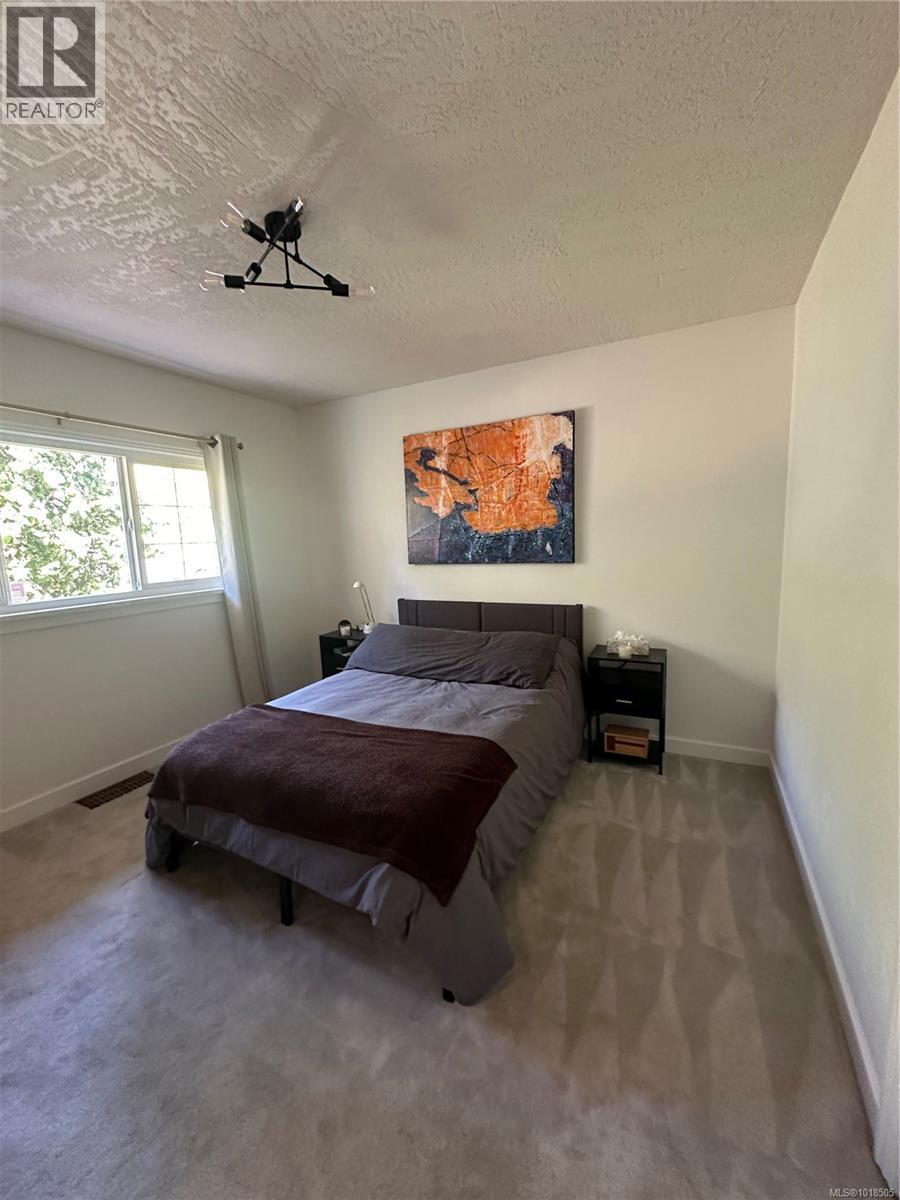 2571 Heron St, Oak Bay, British Columbia  V8R 5Z9 - Photo 13 - 1018505