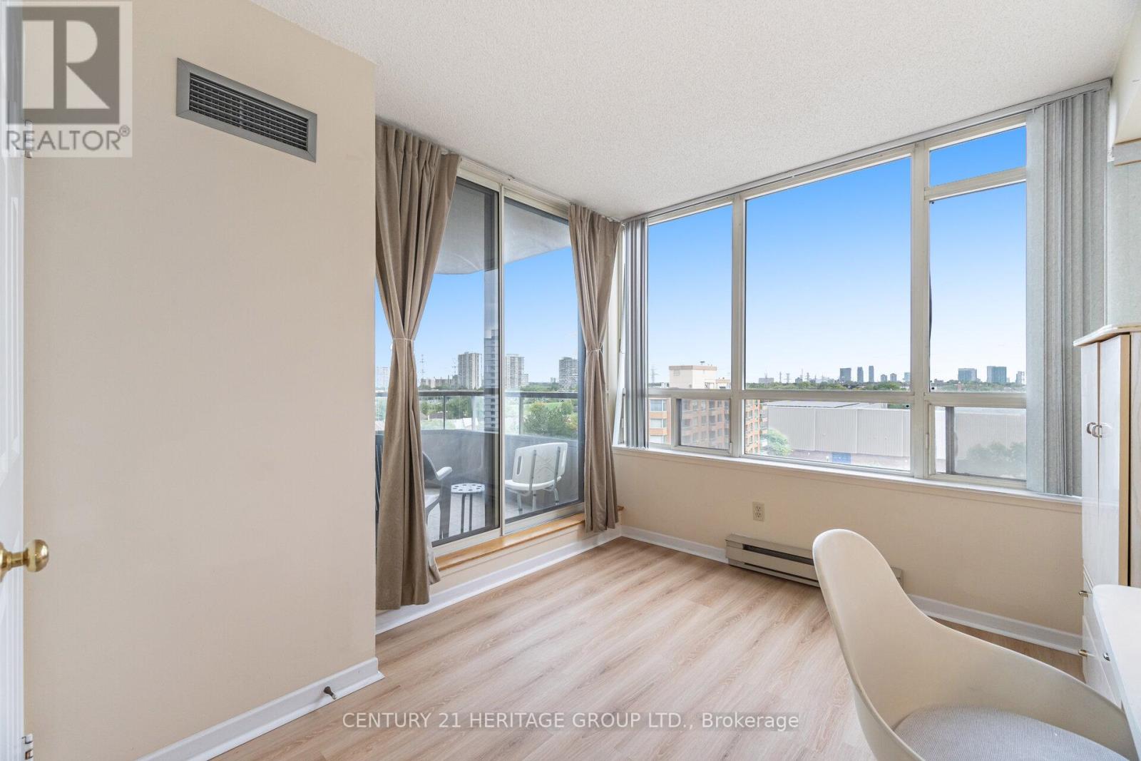 910 - 10 Torresdale Avenue, Toronto, Ontario  M2R 3V8 - Photo 18 - C12483551