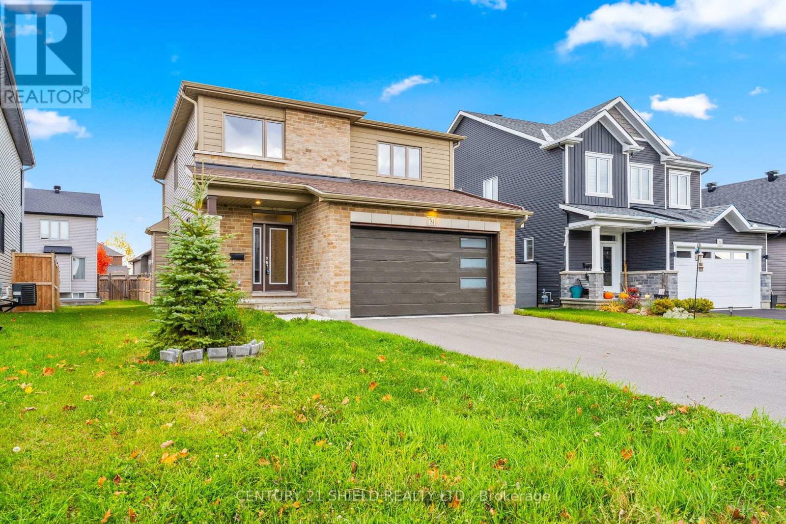 784 Namur Street, Russell, Ontario  K0A 1W0 - Photo 2 - X12487335