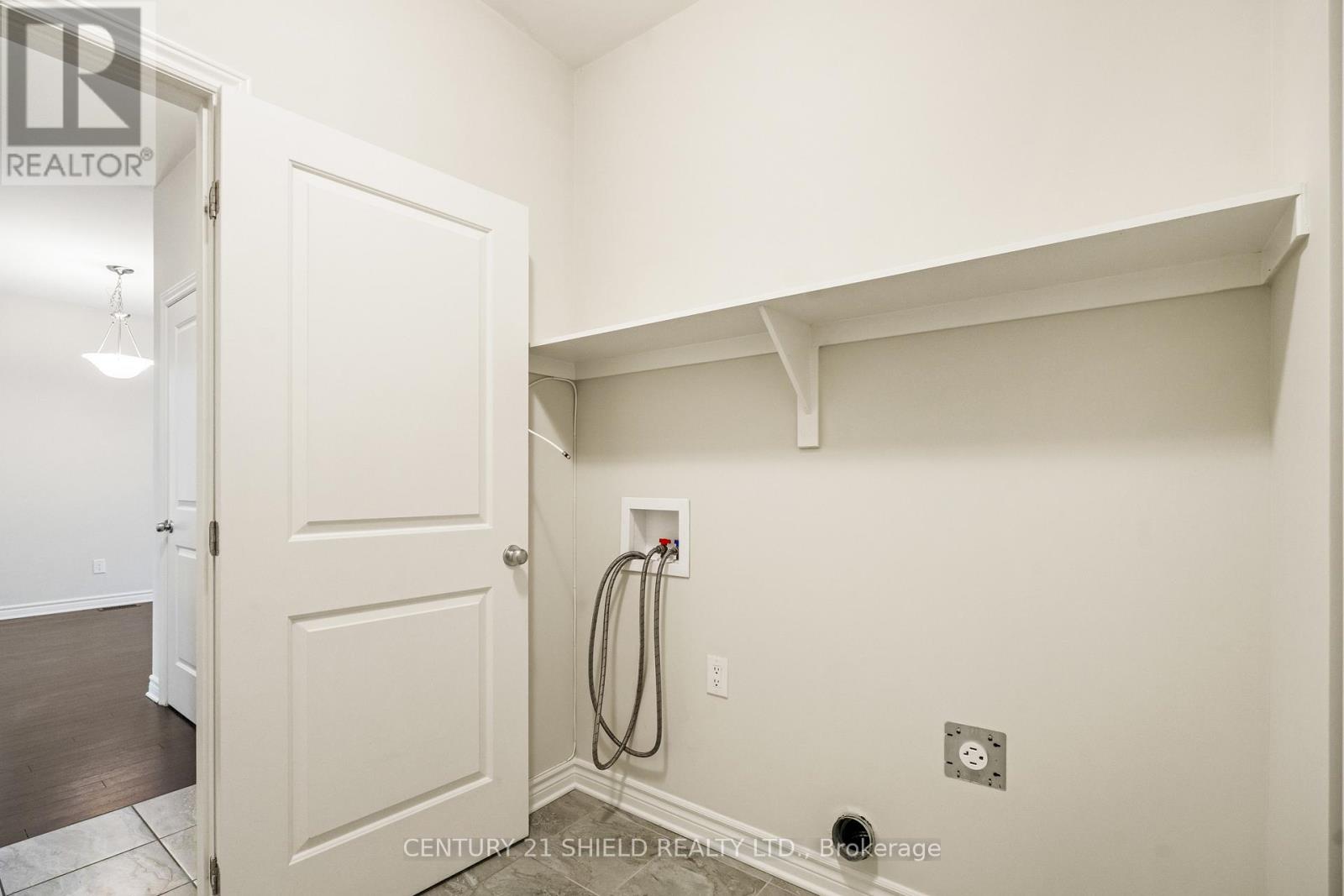 784 Namur Street, Russell, Ontario  K0A 1W0 - Photo 27 - X12487335