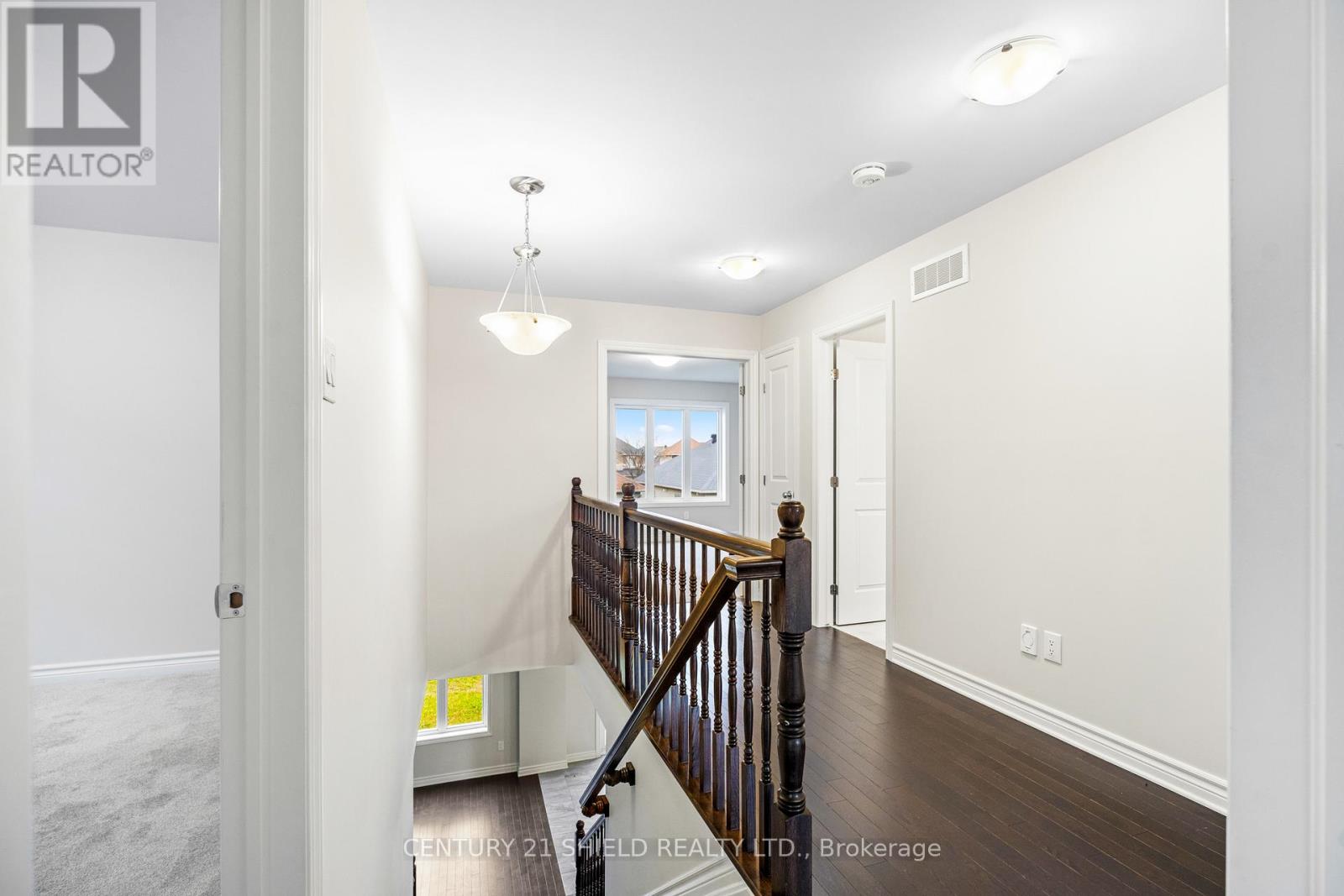 784 Namur Street, Russell, Ontario  K0A 1W0 - Photo 43 - X12487335