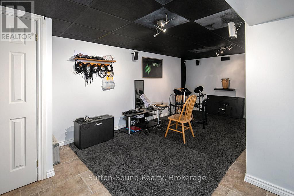 846 4th Avenue A W, Owen Sound, Ontario  N4K 4Z8 - Photo 39 - X12487278