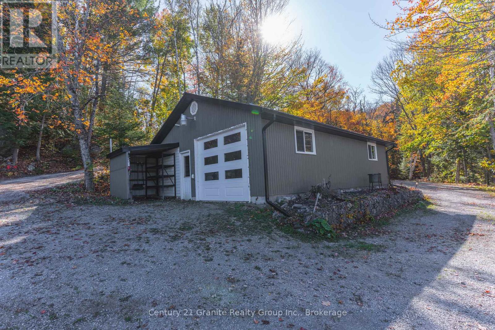 1526 Curry Road, Dysart Et Al, Ontario  K0M 2K0 - Photo 32 - X12487285