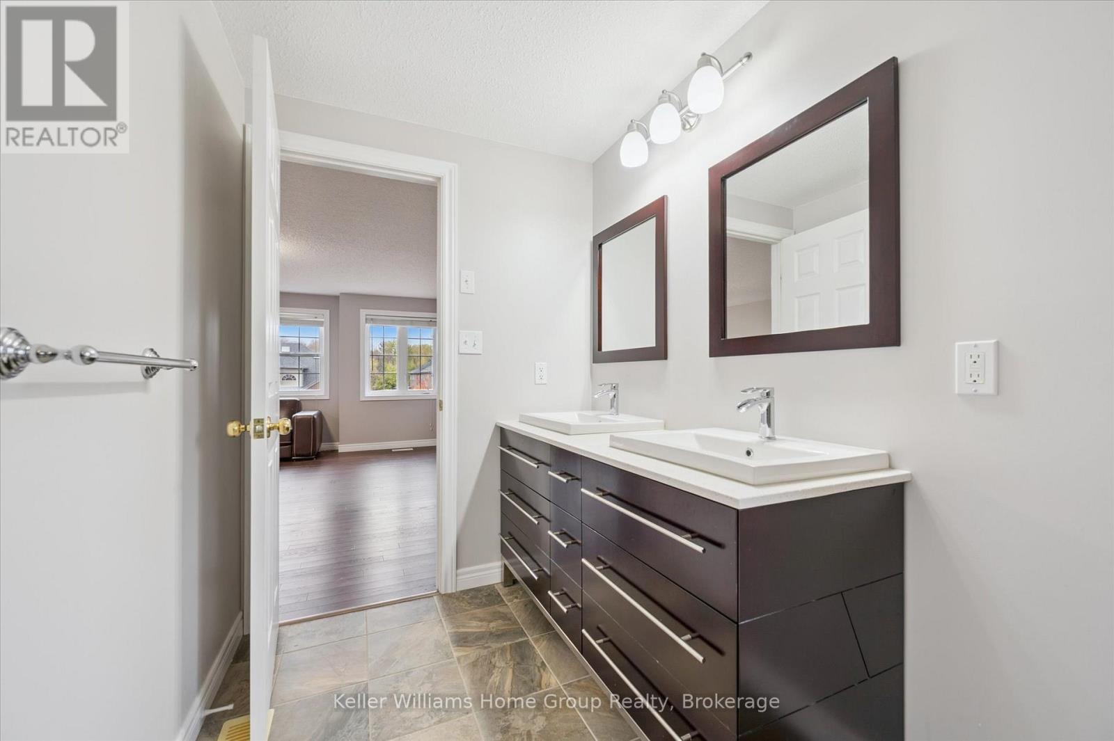 616 Black Street, Centre Wellington, Ontario  N1M 0A3 - Photo 34 - X12487307