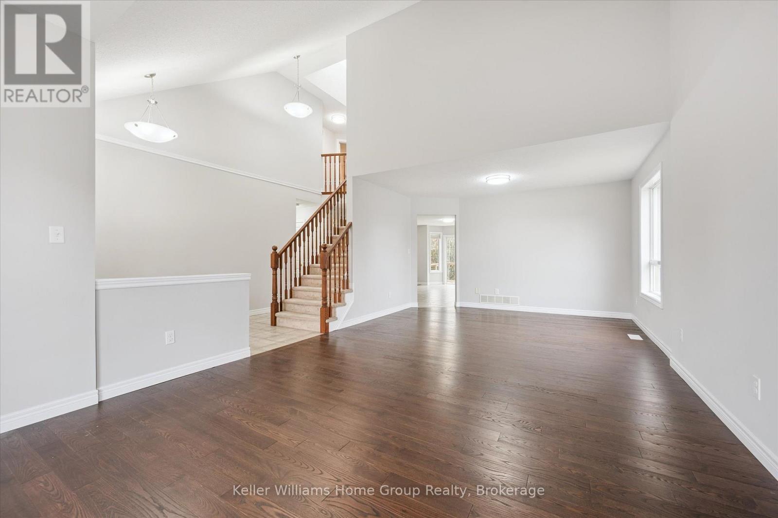 616 Black Street, Centre Wellington, Ontario  N1M 0A3 - Photo 8 - X12487307