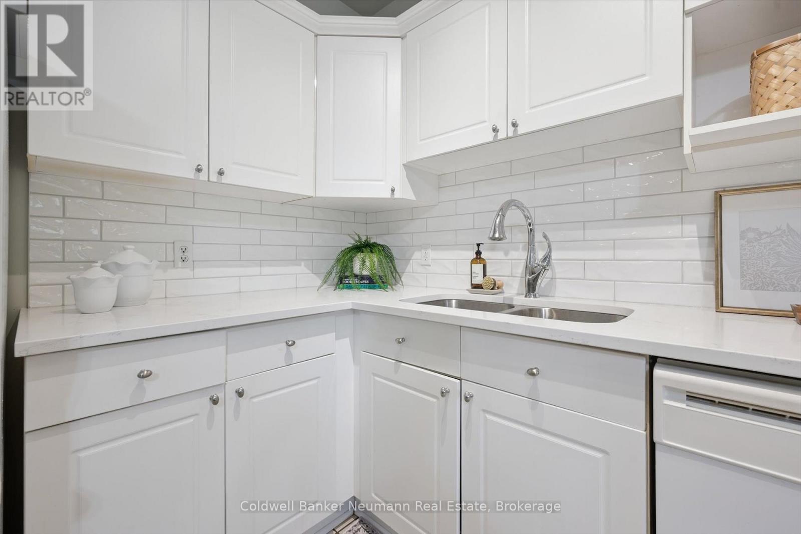 206 - 60 Wyndham Street S, Guelph, Ontario  N1E 7H7 - Photo 27 - X12487312