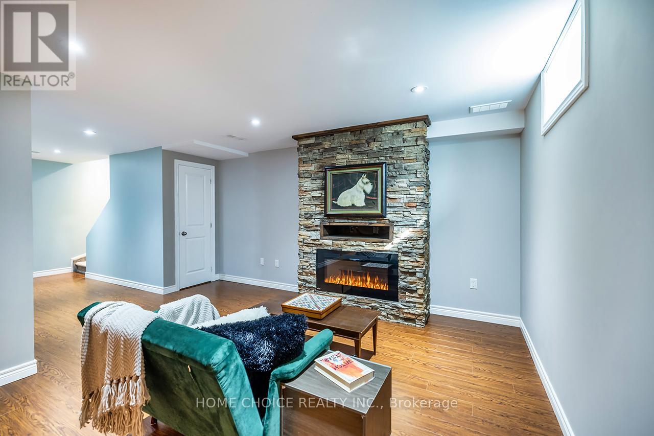 912 Broadway Boulevard, Peterborough, Ontario  K9H 0G8 - Photo 33 - X12487154