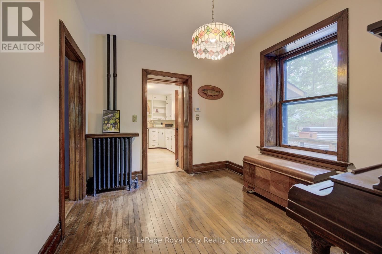 513 St Andrew Street W, Centre Wellington (Fergus), Ontario  N1M 1P4 - Photo 11 - X12487314