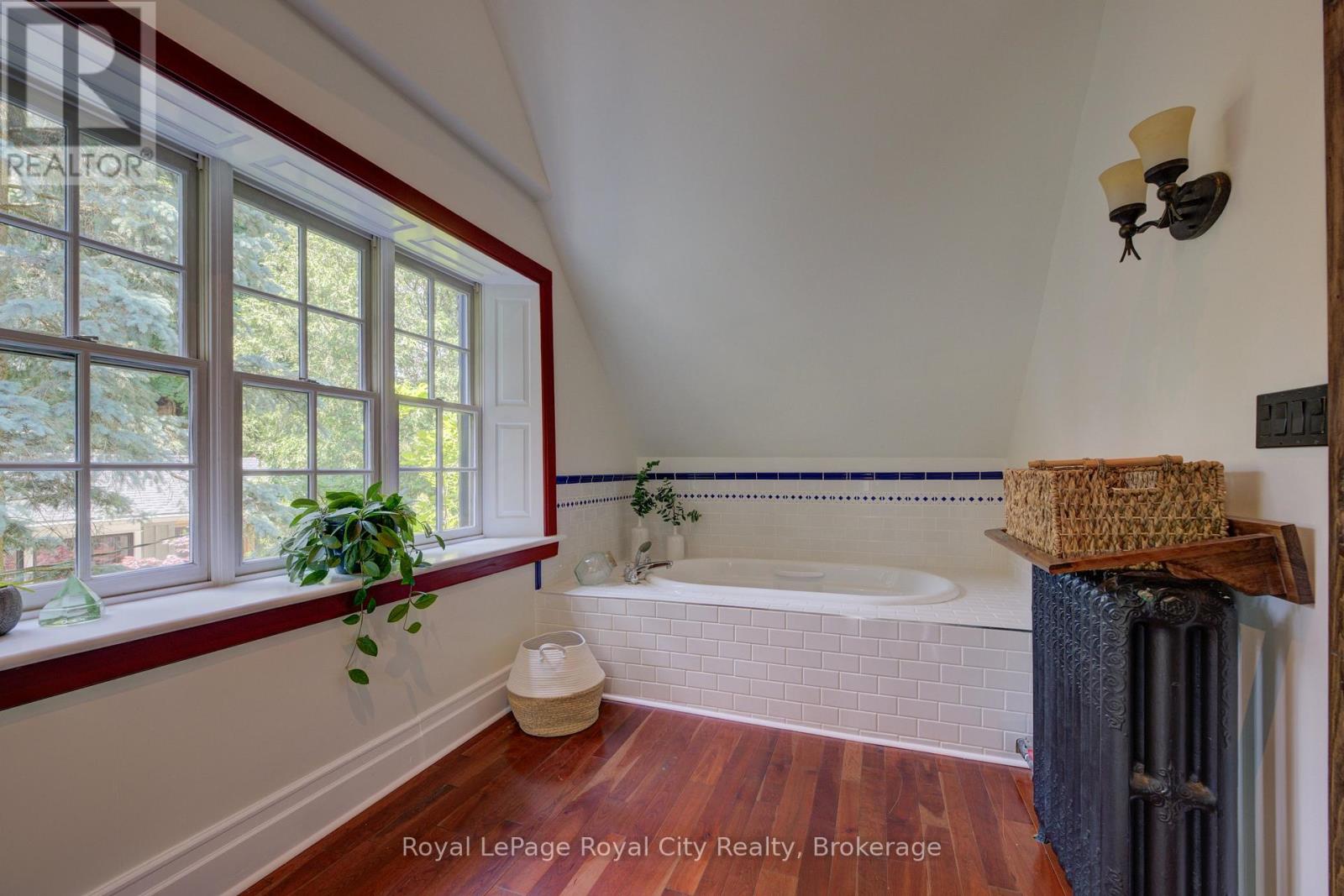 513 St Andrew Street W, Centre Wellington (Fergus), Ontario  N1M 1P4 - Photo 23 - X12487314