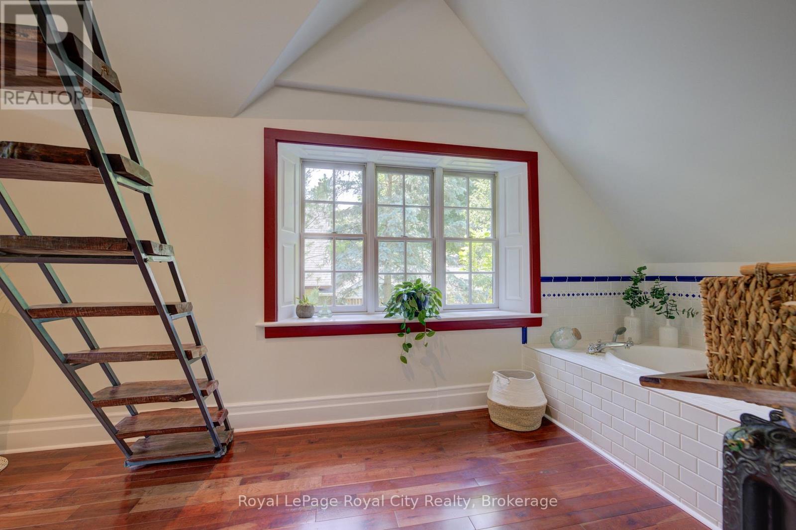 513 St Andrew Street W, Centre Wellington (Fergus), Ontario  N1M 1P4 - Photo 24 - X12487314