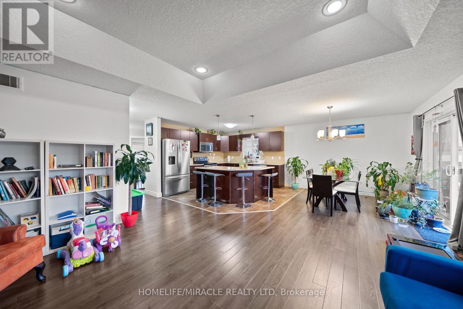 46 Freedom Crescent, Quinte West, Ontario  K8V 0C2 - Photo 30 - X12487167