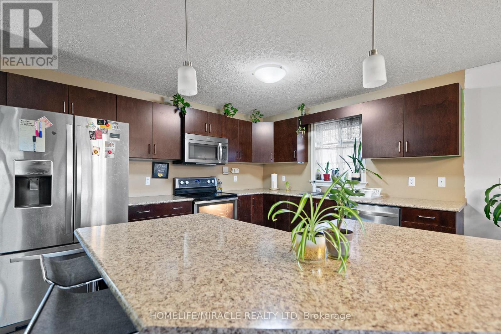 46 Freedom Crescent, Quinte West, Ontario  K8V 0C2 - Photo 36 - X12487167