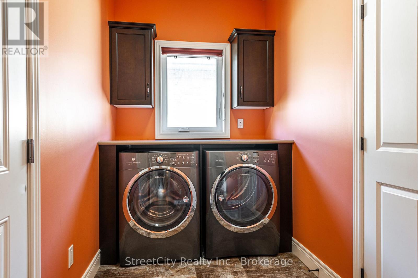 670 Forman Avenue, Stratford, Ontario  N5A 0G3 - Photo 18 - X12487318