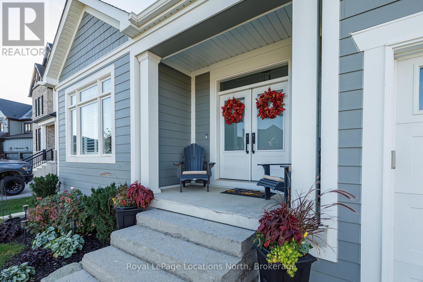 107 Stillwater Crescent, Blue Mountains, Ontario  L9Y 4P5 - Photo 2 - X12487324