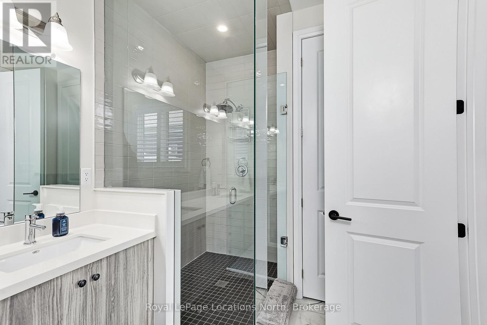 107 Stillwater Crescent, Blue Mountains, Ontario  L9Y 4P5 - Photo 24 - X12487324