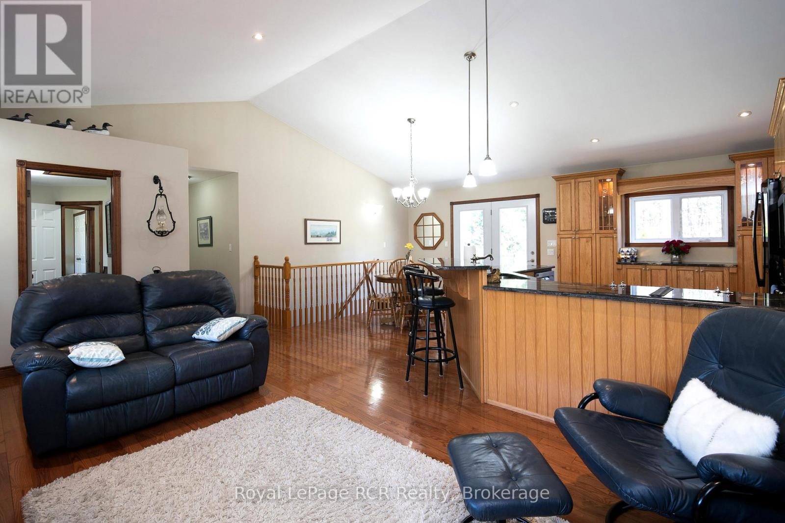 395443 2 Concession, Chatsworth, Ontario  N0H 2V0 - Photo 10 - X12487366