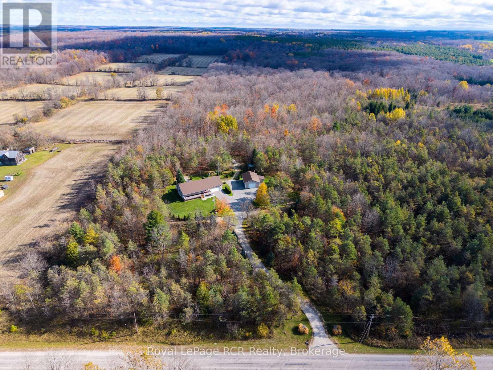 395443 2 Concession, Chatsworth, Ontario  N0H 2V0 - Photo 2 - X12487366