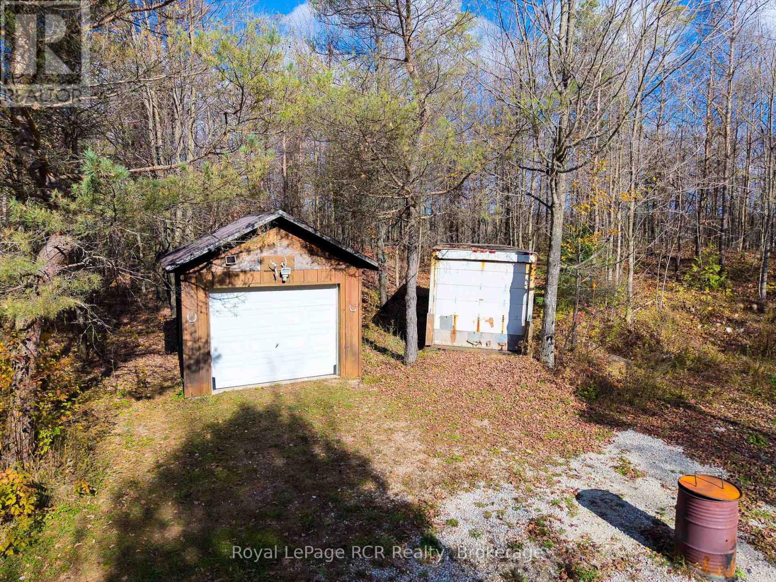 395443 2 Concession, Chatsworth, Ontario  N0H 2V0 - Photo 22 - X12487366