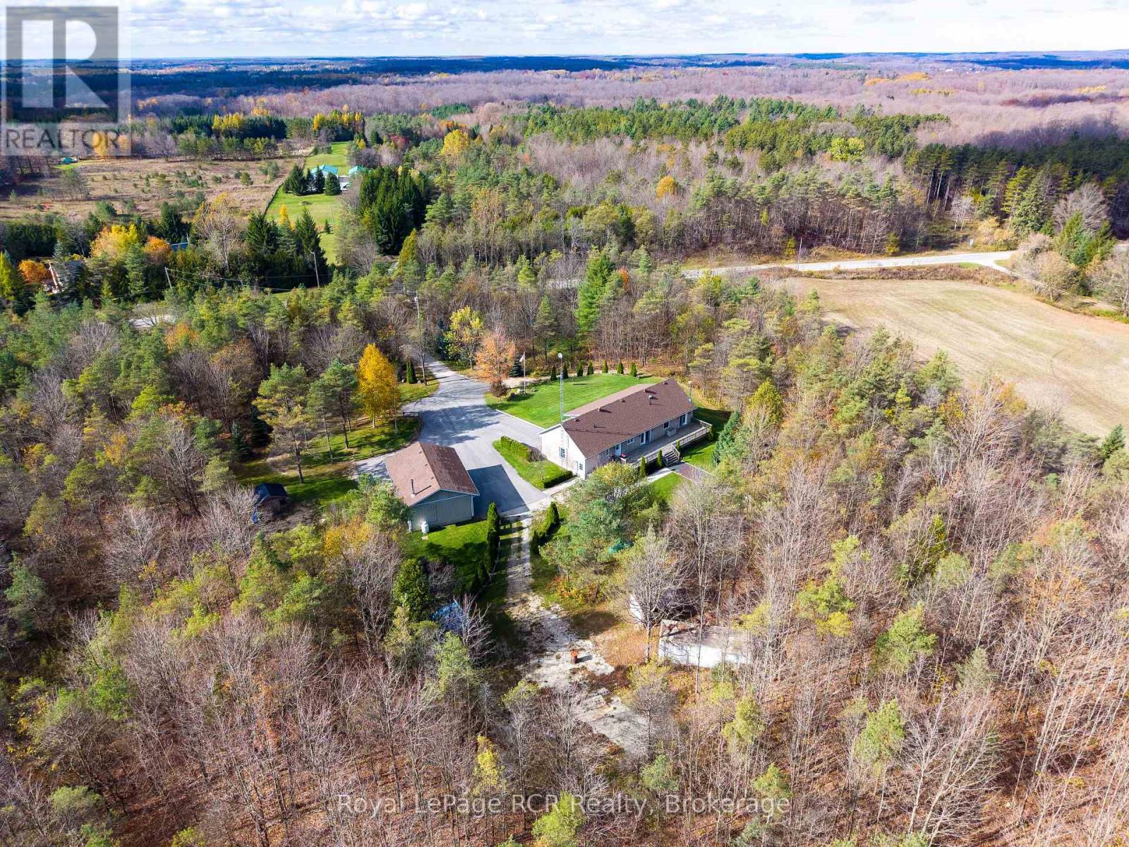 395443 2 Concession, Chatsworth, Ontario  N0H 2V0 - Photo 24 - X12487366