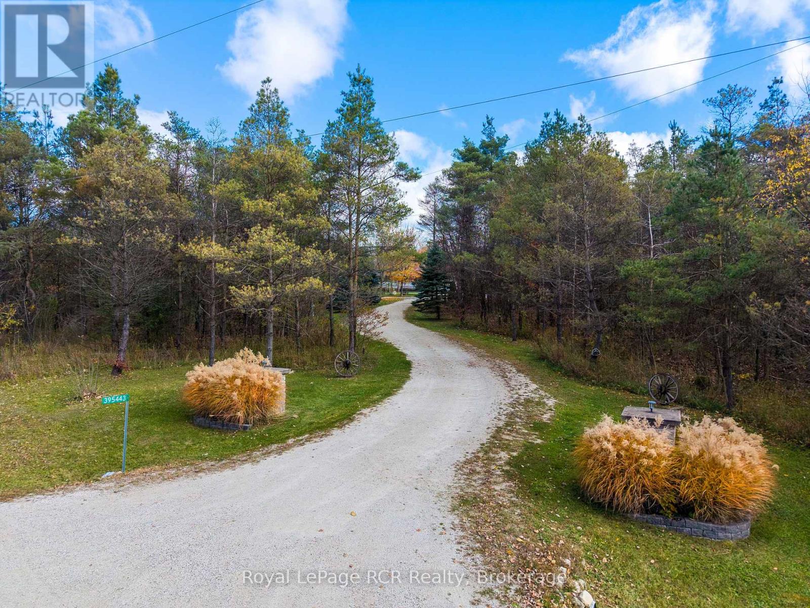 395443 2 Concession, Chatsworth, Ontario  N0H 2V0 - Photo 3 - X12487366