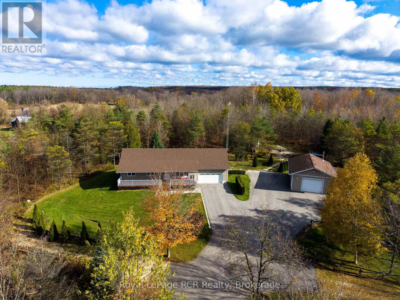 395443 2 Concession, Chatsworth, Ontario  N0H 2V0 - Photo 4 - X12487366