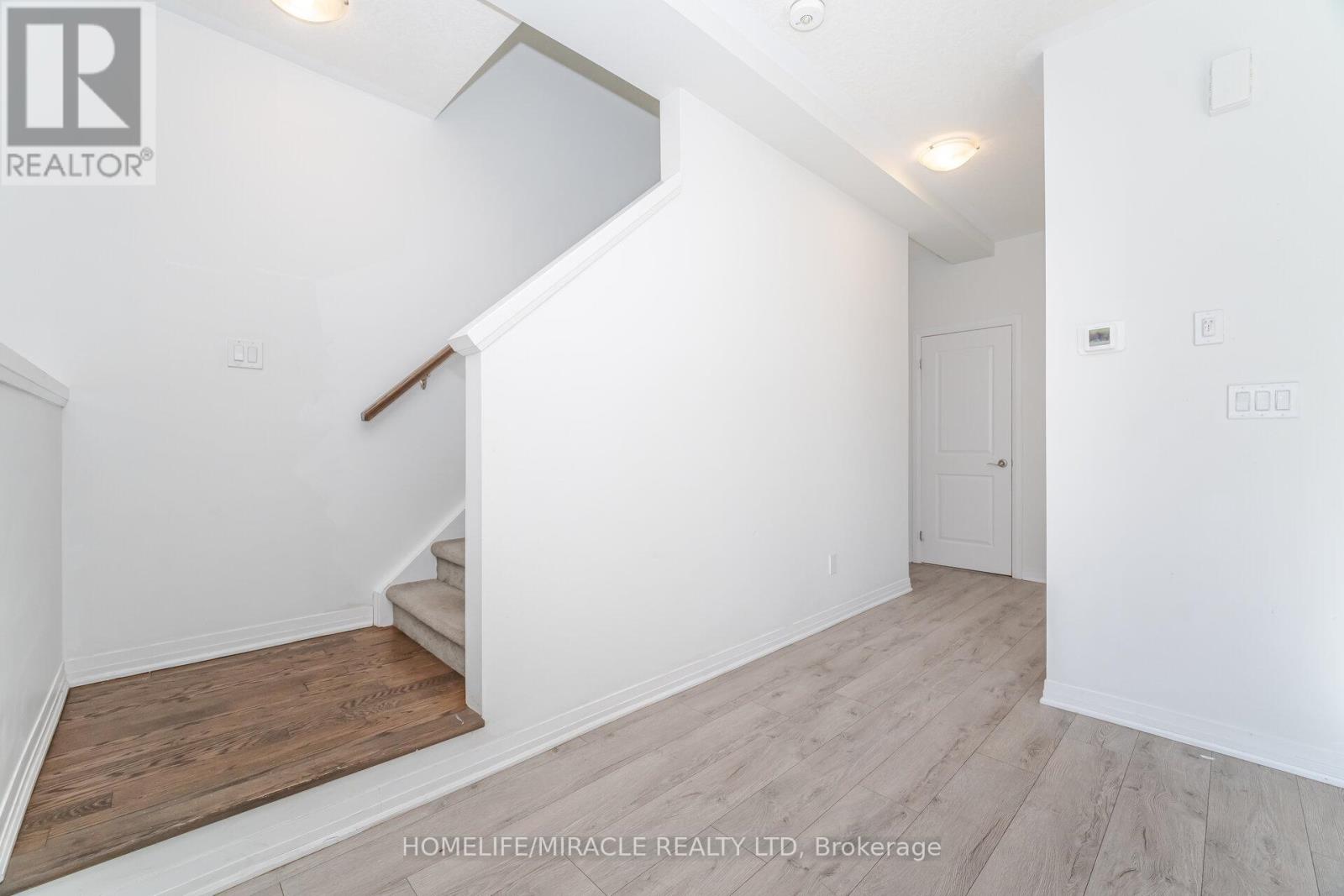 15 Visionary Avenue, Kitchener, Ontario  N2R 0R7 - Photo 18 - X12487213