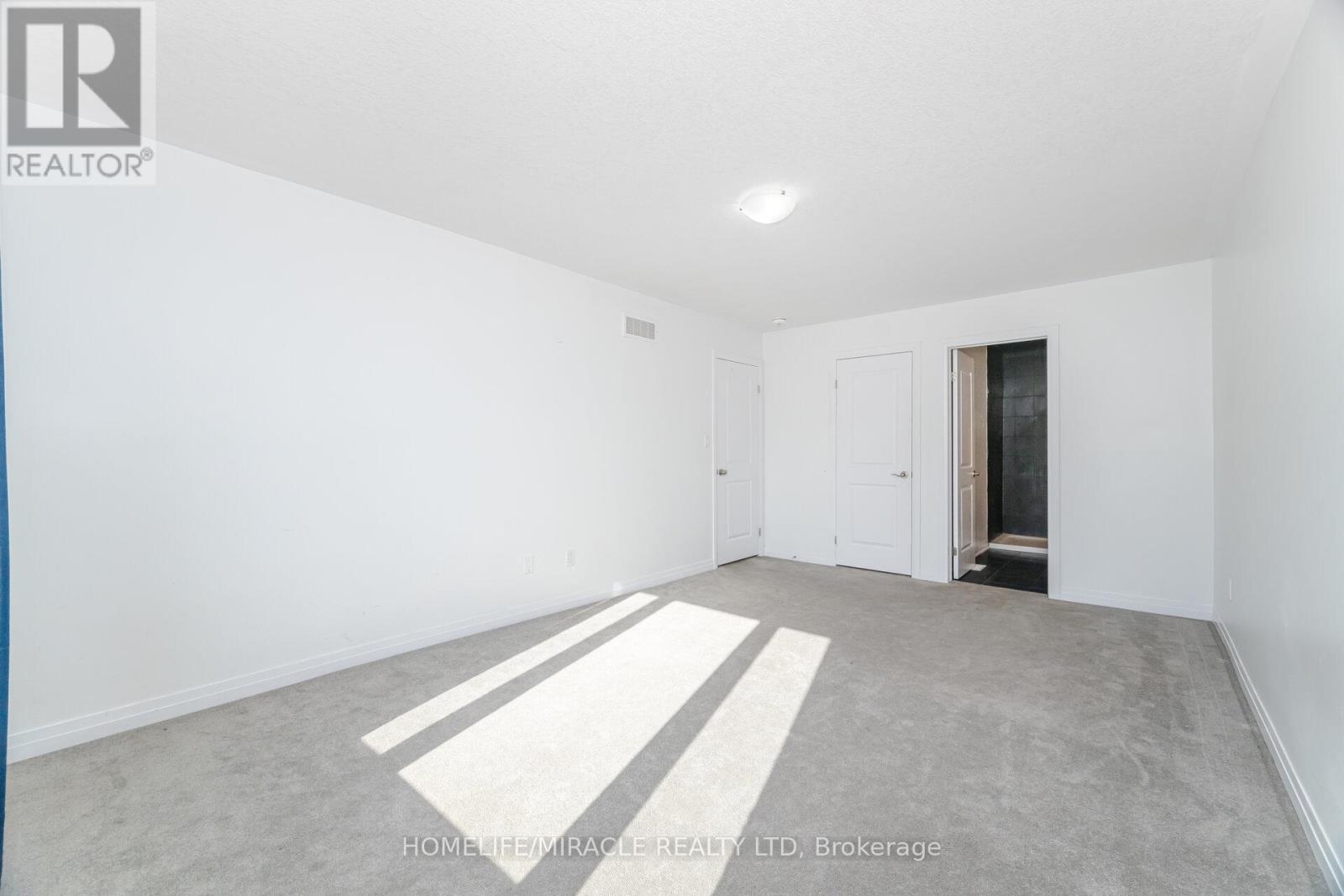 15 Visionary Avenue, Kitchener, Ontario  N2R 0R7 - Photo 23 - X12487213